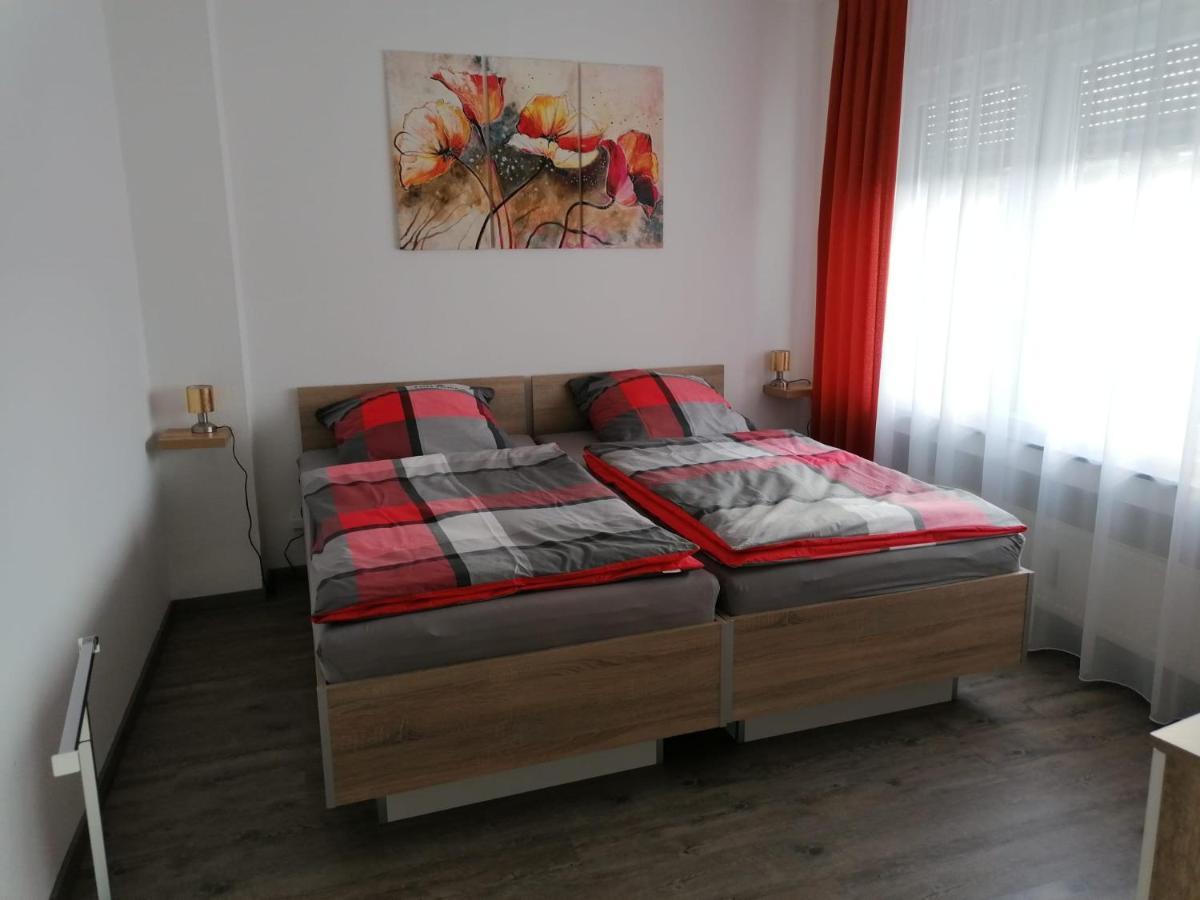 מאיין Ferienwohnung In Der Marktstrasse מראה חיצוני תמונה